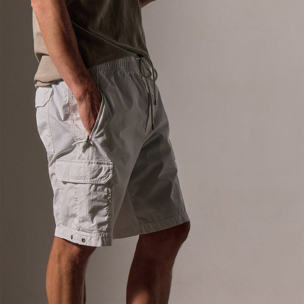 Parachute Poplin Cargo Short in White | James Perse Los Angeles
