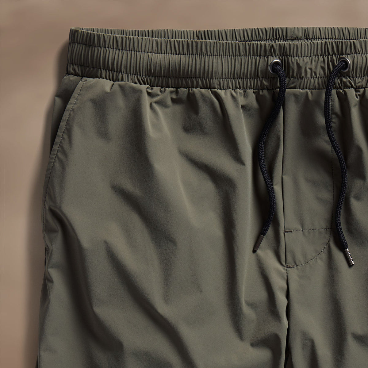 Technical Stretch Nylon Split Hem Boardshort in Artillery | James Perse Los Angeles