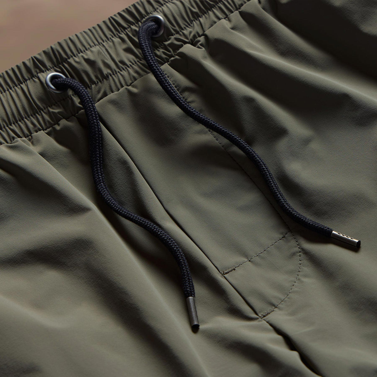 Technical Stretch Nylon Split Hem Boardshort in Artillery | James Perse Los Angeles