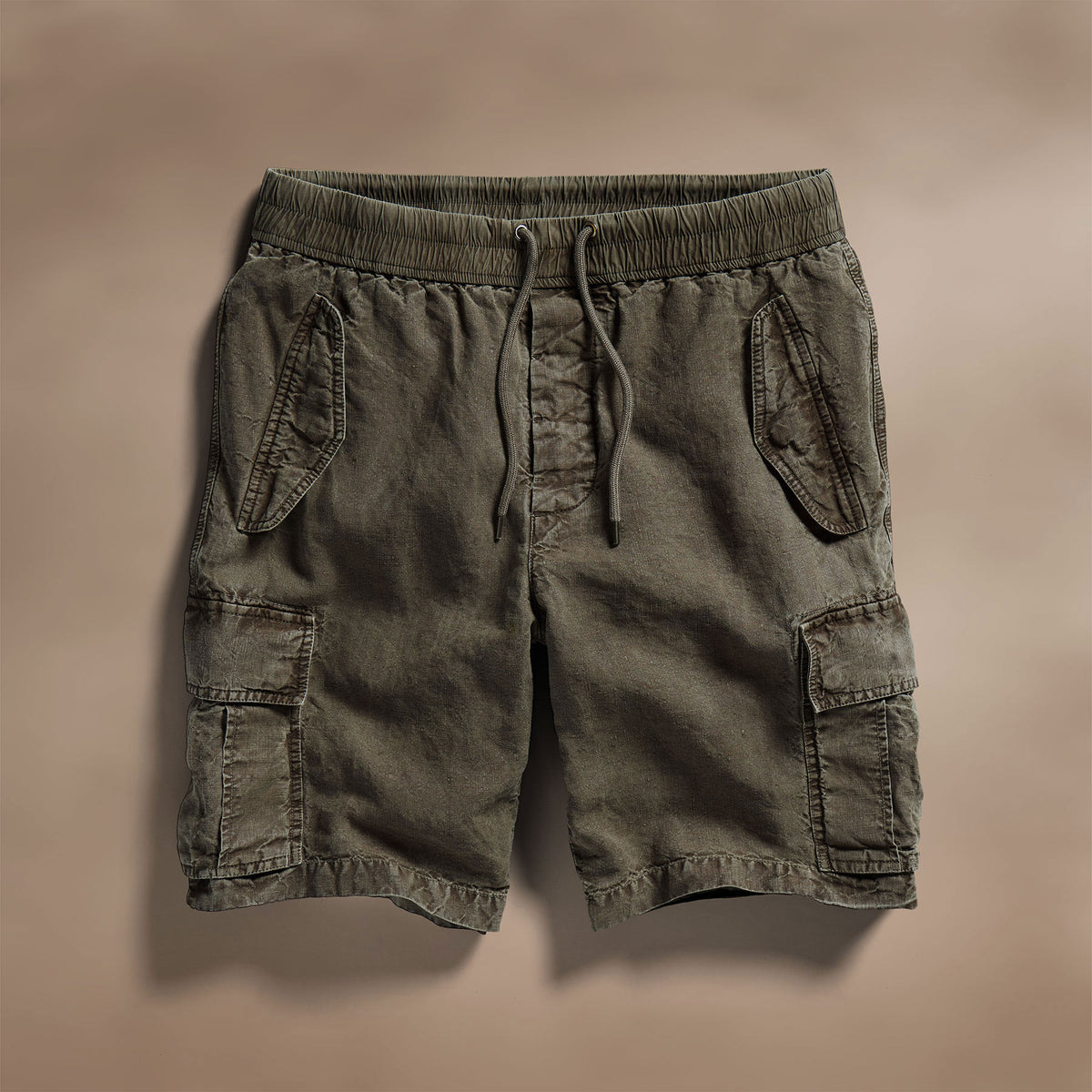 Textured Linen Flight Short in Army Green | James Perse Los Angeles