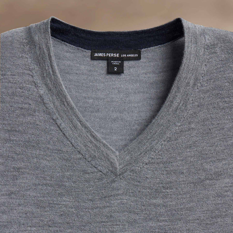 Ultra Fine Cshmr VinNeck Sweater in Flannel | James Perse Los Angeles