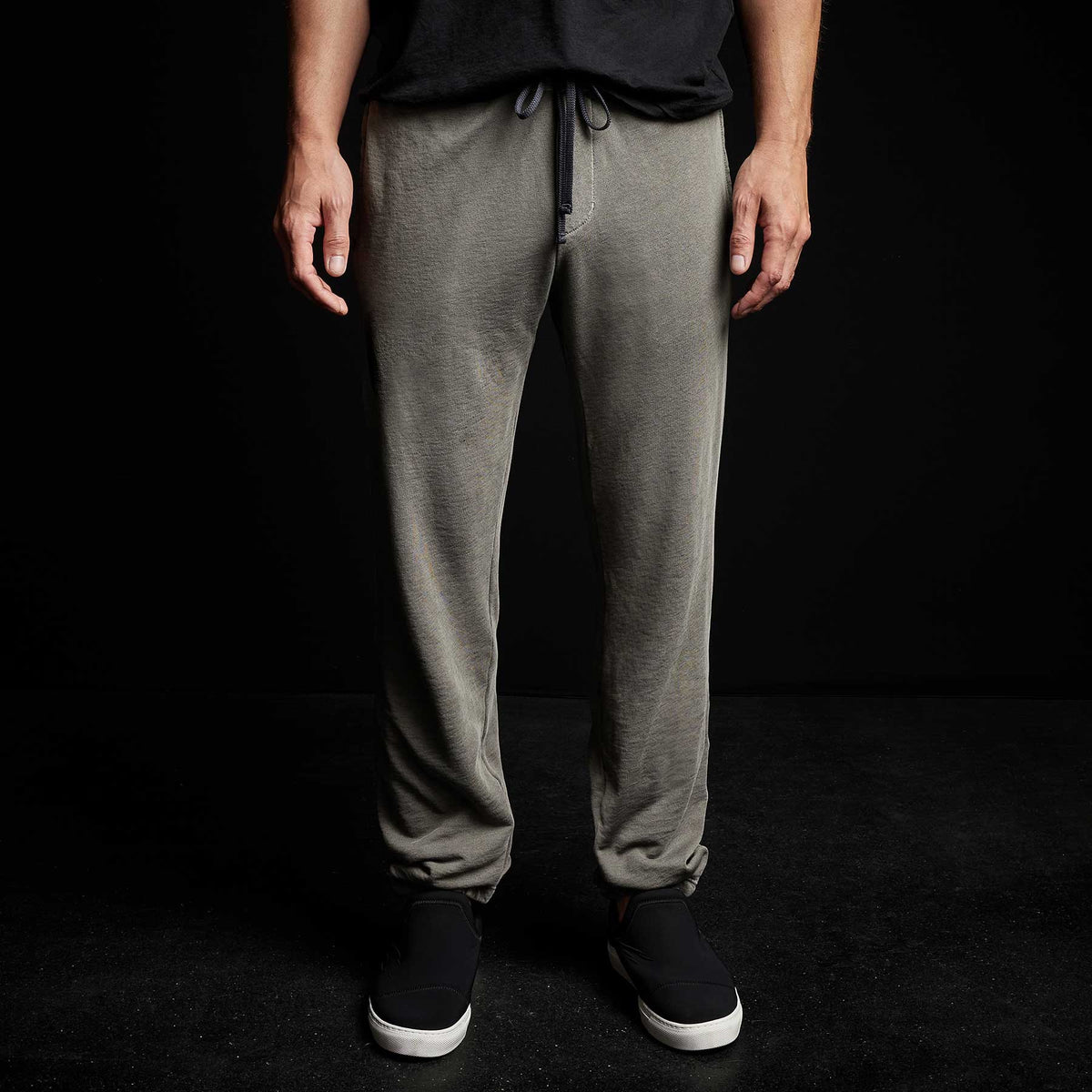 Vintage French Terry Sweatpant in River Rock Pigment | James Perse Los Angeles