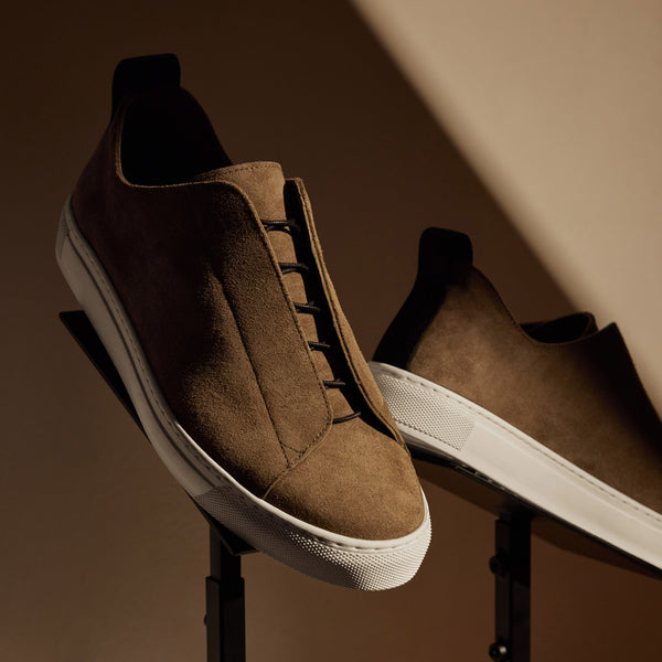 Suede Solstice Sneaker in String | James Perse Los Angeles