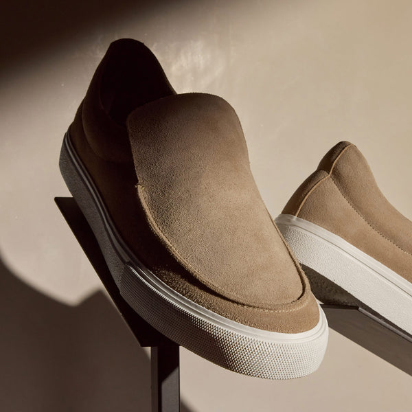 Coastal Suede Slip On in Linen | James Perse Los Angeles