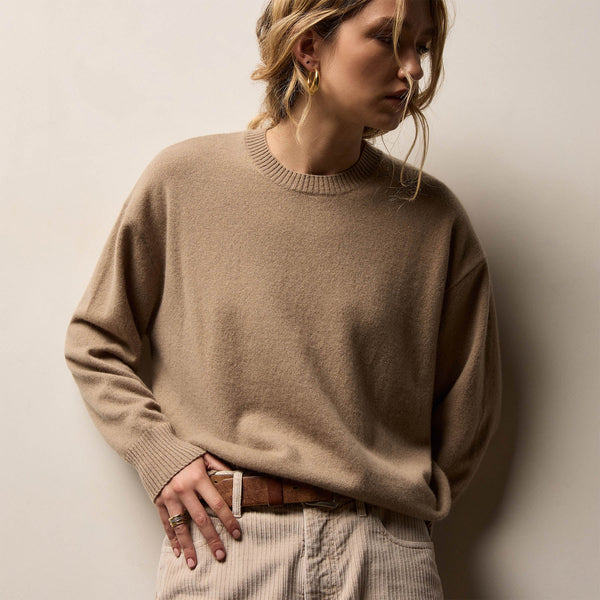 Spun Cashmere Crew Neck in Coffee | James Perse Los Angeles