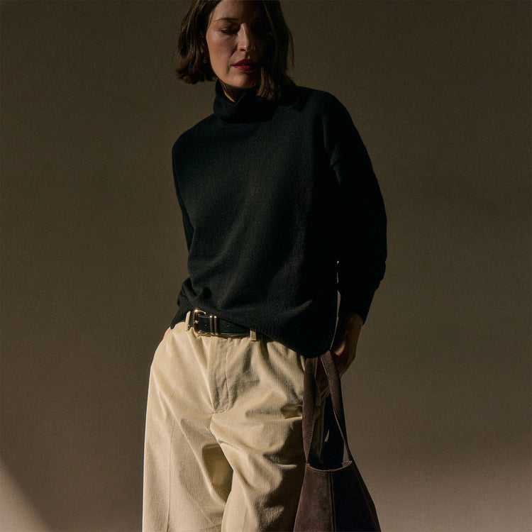 Spun Cashmere Funnel Neck - Black
