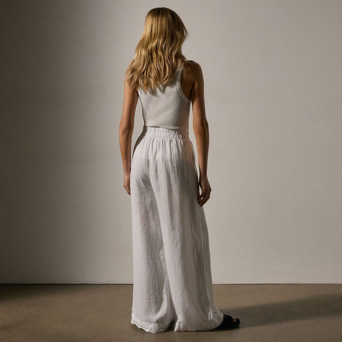 Lightweight Linen Wide Leg Pant in White | James Perse Los Angeles