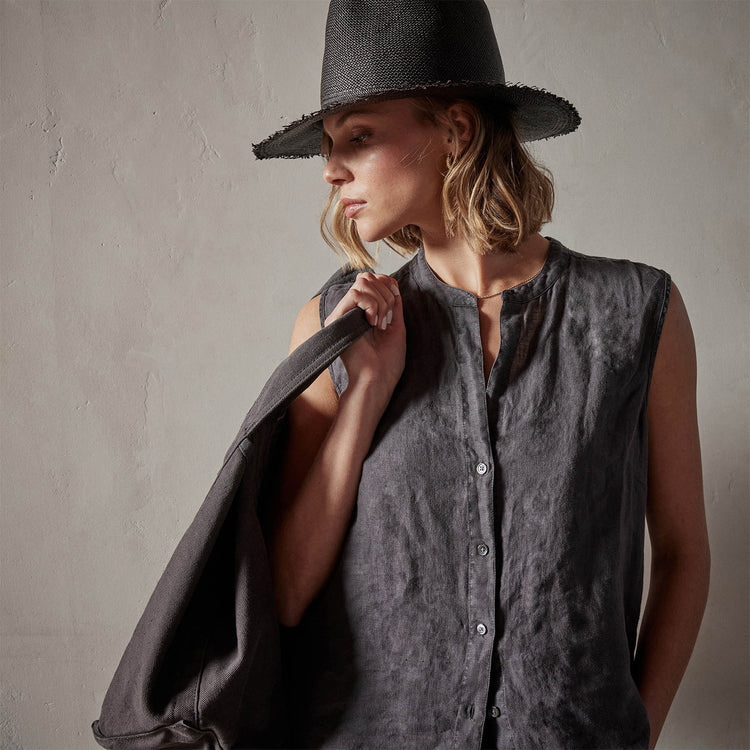 Double Dye Sleeveless Linen Shirt in Magma Pigment | James Perse Los Angeles