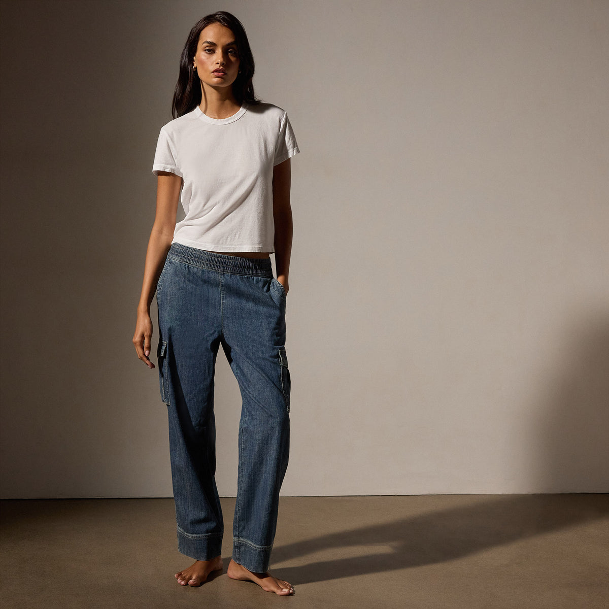 Shrunken Crew Neck Tee in White | James Perse Los Angeles