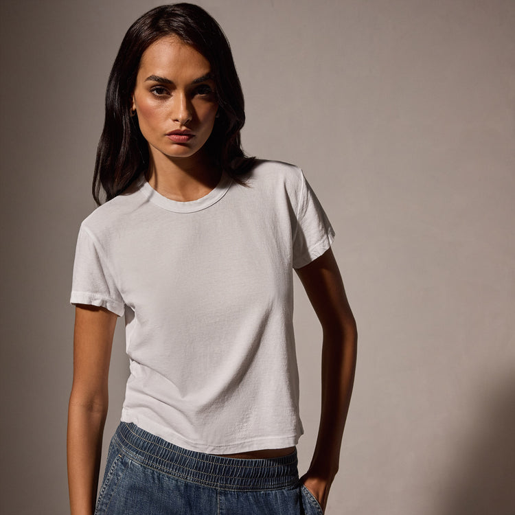 Shrunken Crew Neck Tee in White | James Perse Los Angeles