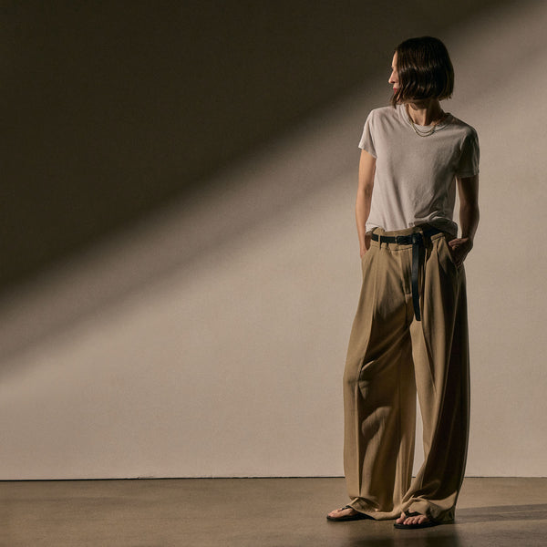 Shrunken Crew Neck Tee in White | James Perse Los Angeles