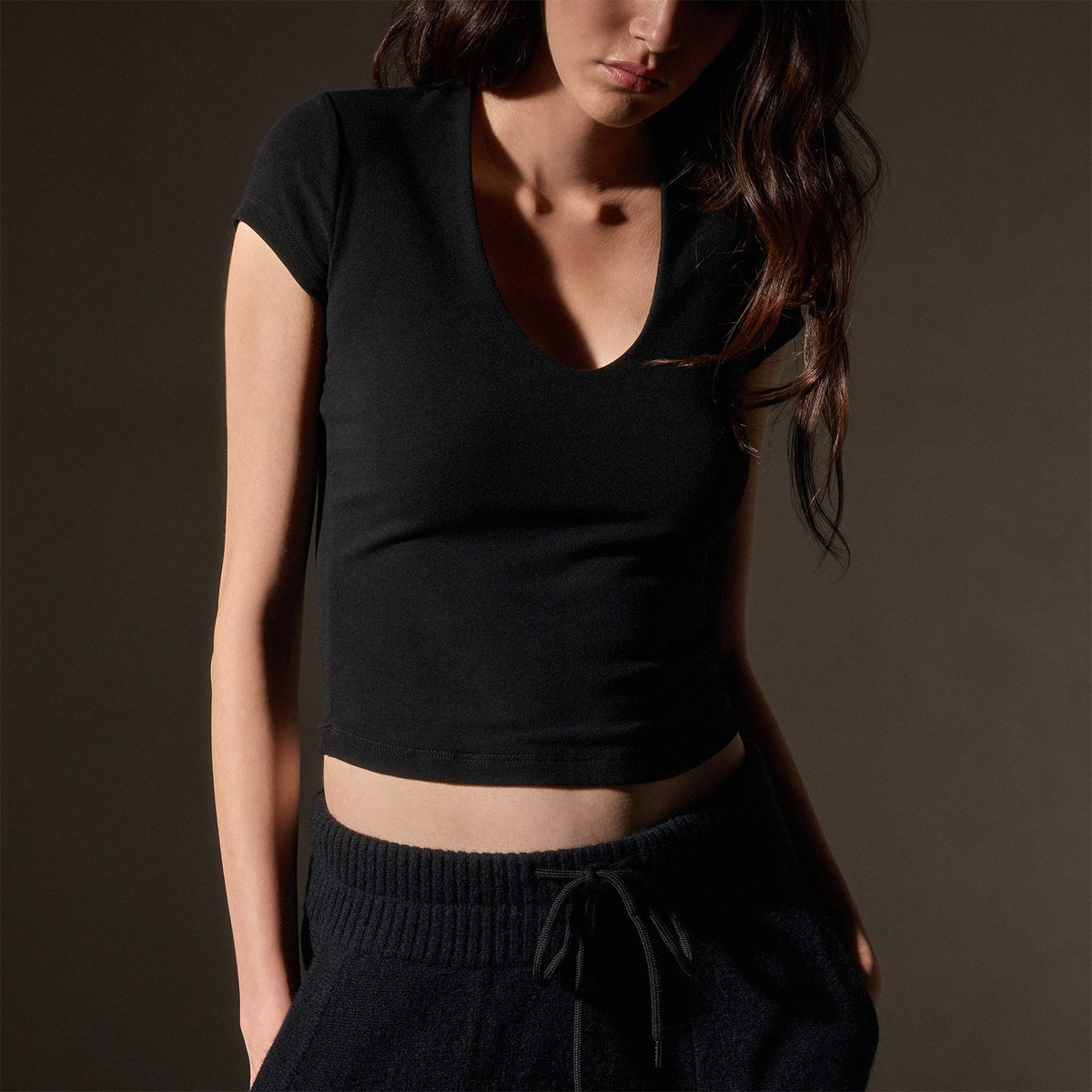 Stretch Lotus  Deep V Short Sleeve Tee  in Black | James Perse Los Angeles