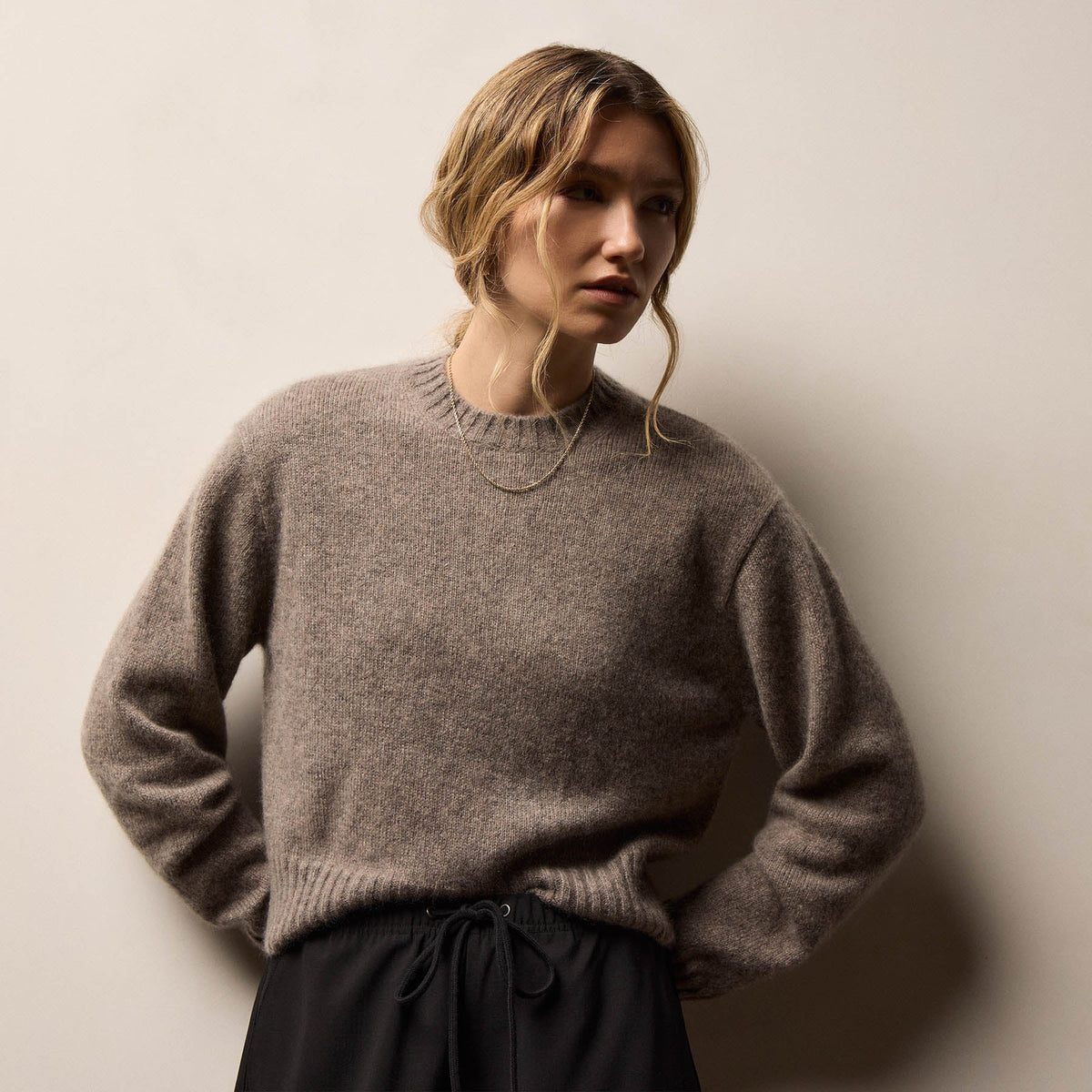 Lightweight Textured Cashmere Crew in Beige Melange | James Perse Los Angeles
