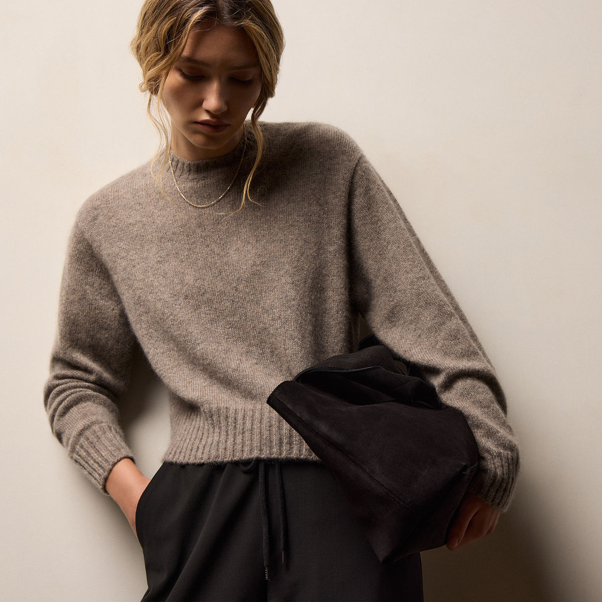Lightweight Textured Cashmere Crew - Beige Melange