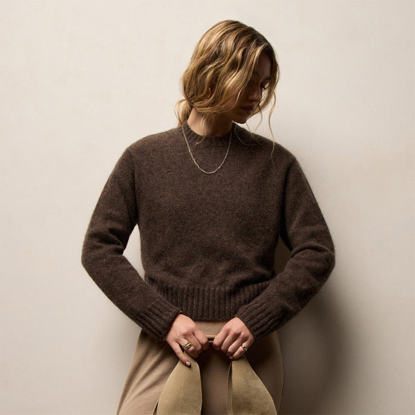 Lightweight Textured Cashmere Crew in Bark | James Perse Los Angeles