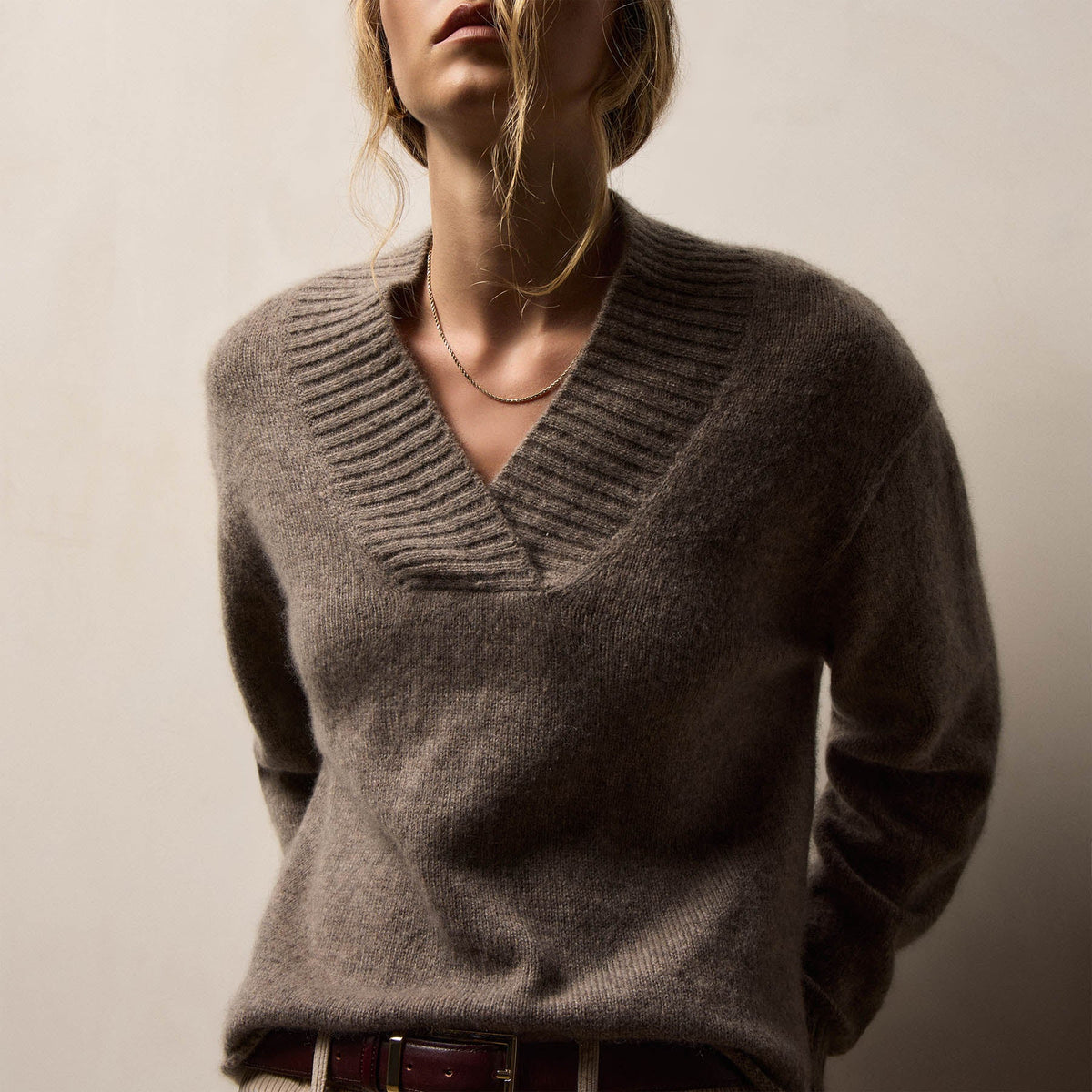 Lightweight Textured Cashmere V Neck in Beige Melange | James Perse Los Angeles