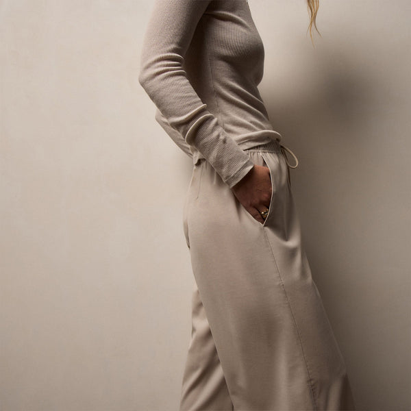 Stretch Wool Wide Leg in Flax | James Perse Los Angeles