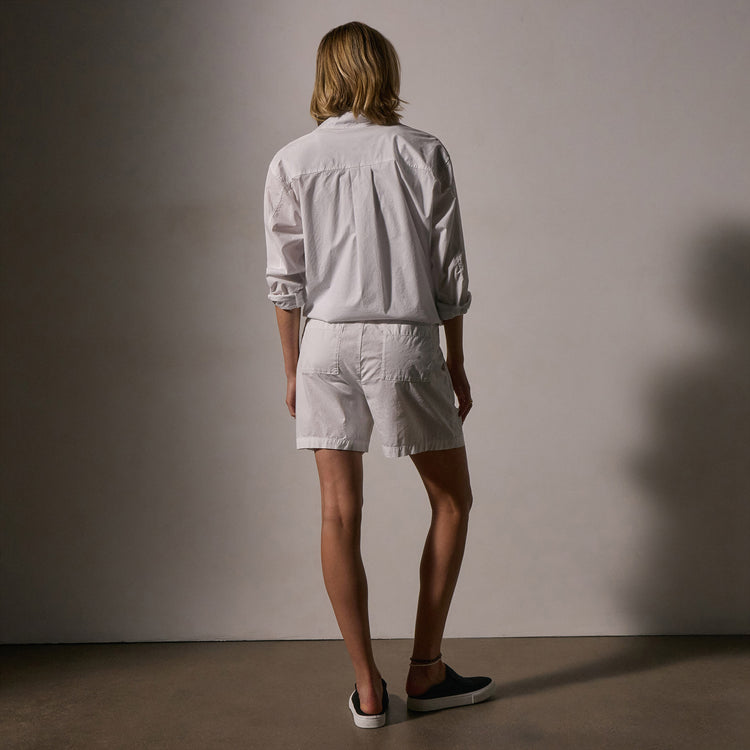 Stretch Poplin Elastc Short in White | James Perse Los Angeles