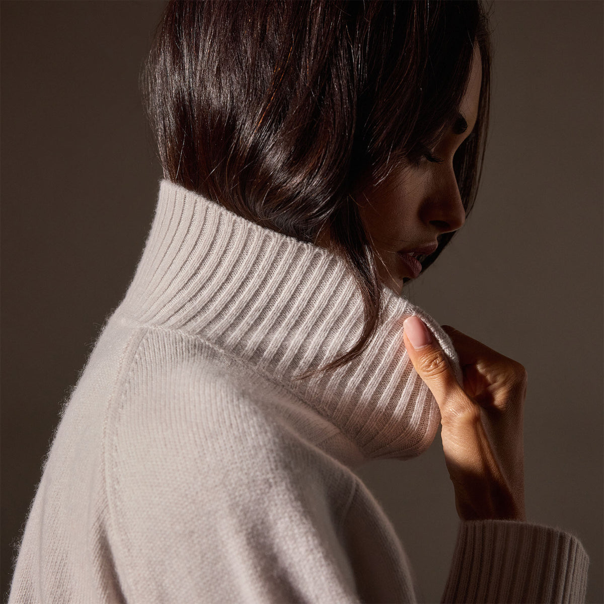 Recycled Cashmere Funnel Neck in Pearl | James Perse Los Angeles