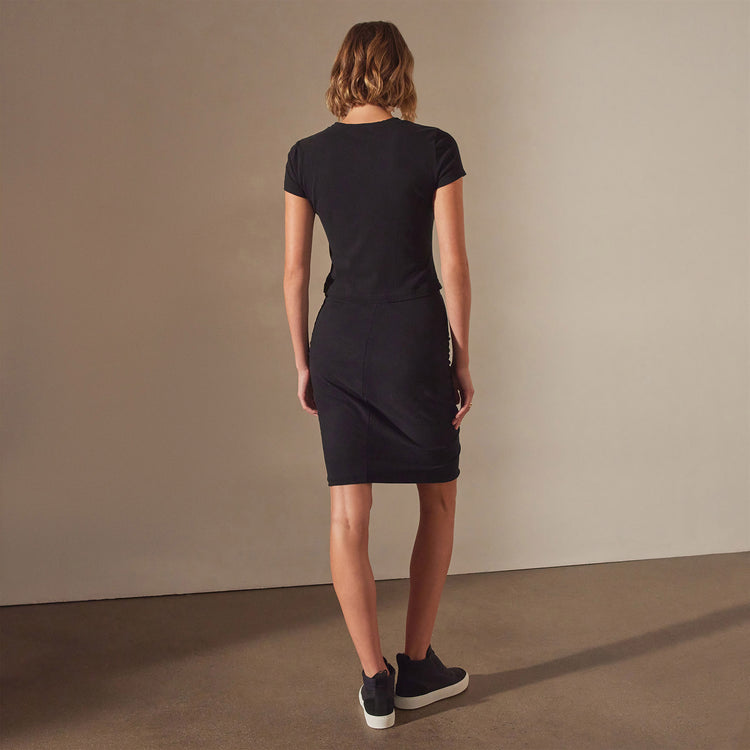 Short Sleeve Sport Tee in Black | James Perse Los Angeles