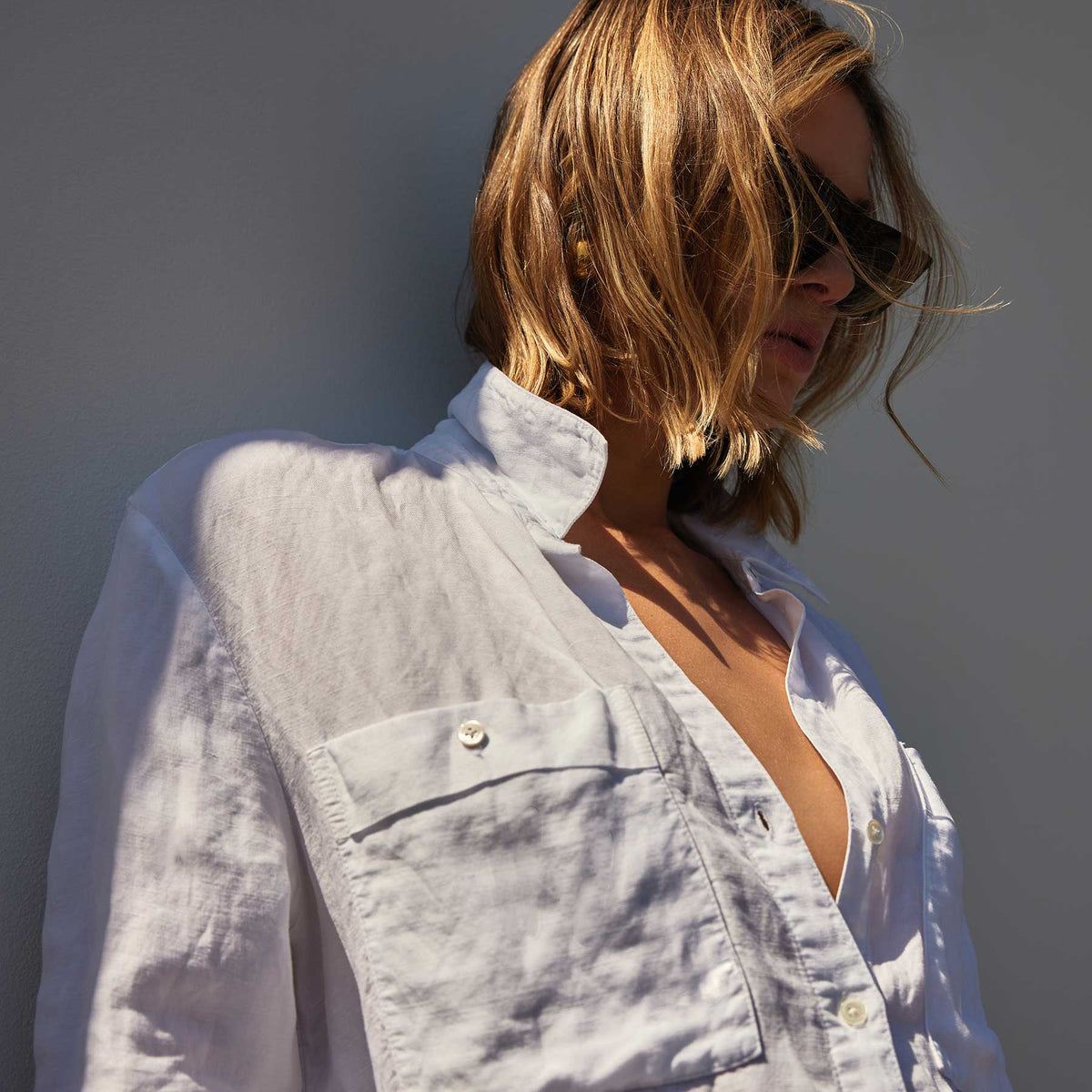 El Matador Linen Shirt in White | James Perse Los Angeles