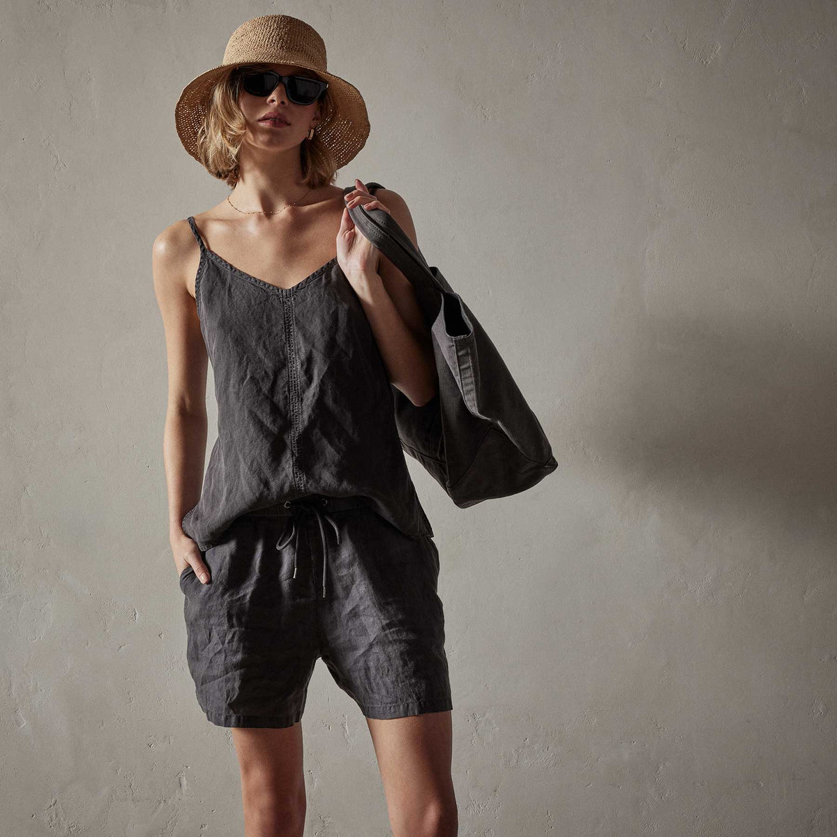Surfside Linen Cami in Magma Pigment | James Perse Los Angeles