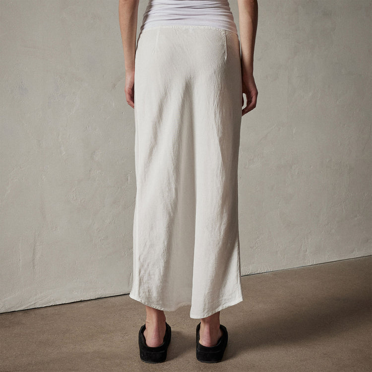 Surfside Skirt in Everest White Pigment | James Perse Los Angeles