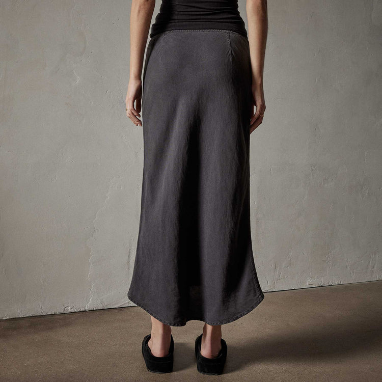 Surfside Skirt in Magma Pigment | James Perse Los Angeles