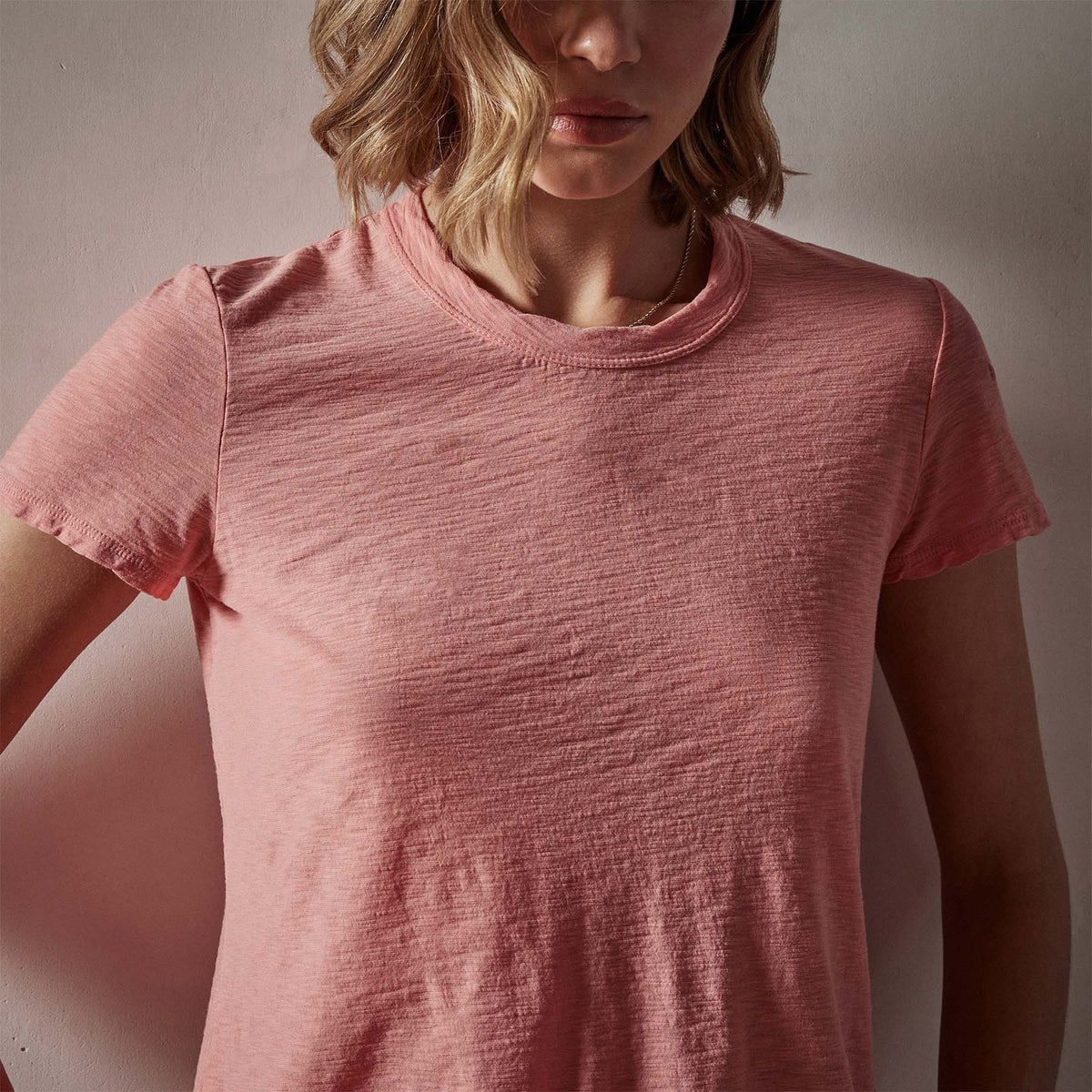 Sheer Slub Crew Neck Tee in Flamingo | James Perse Los Angeles