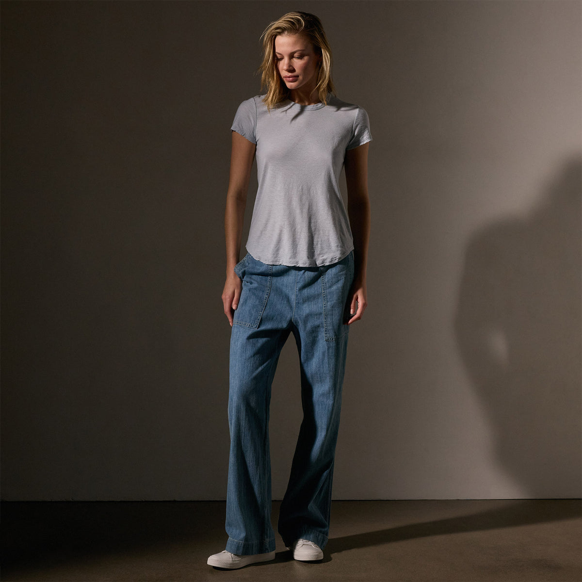 Sheer Slub Crew Neck Tee in Grey Glacier | James Perse Los Angeles