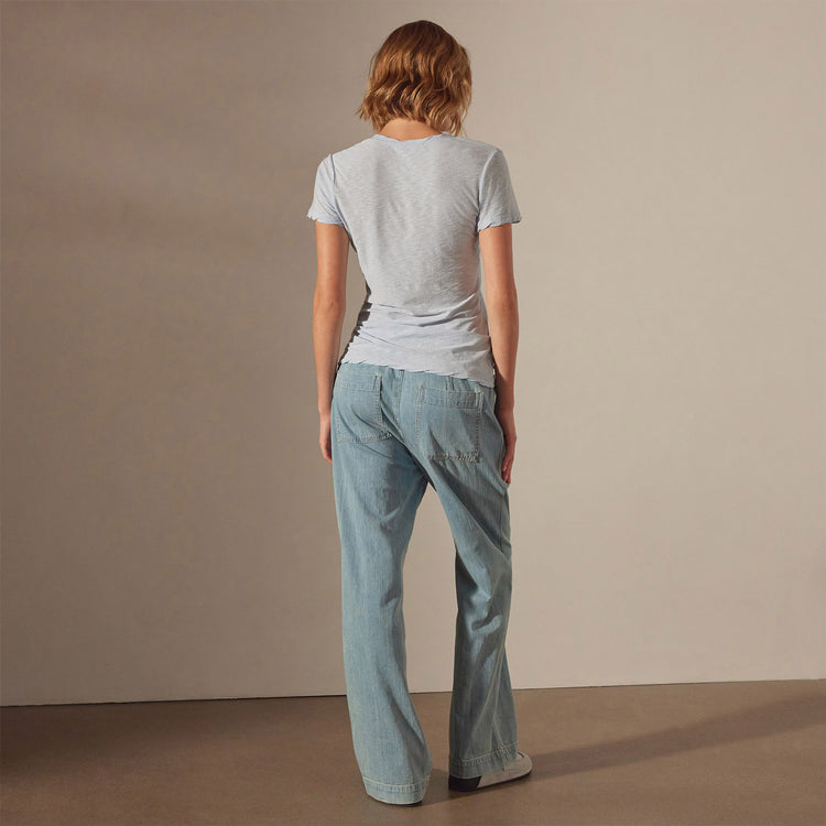 Sheer Slub Casual V Neck in Open Sky | James Perse Los Angeles