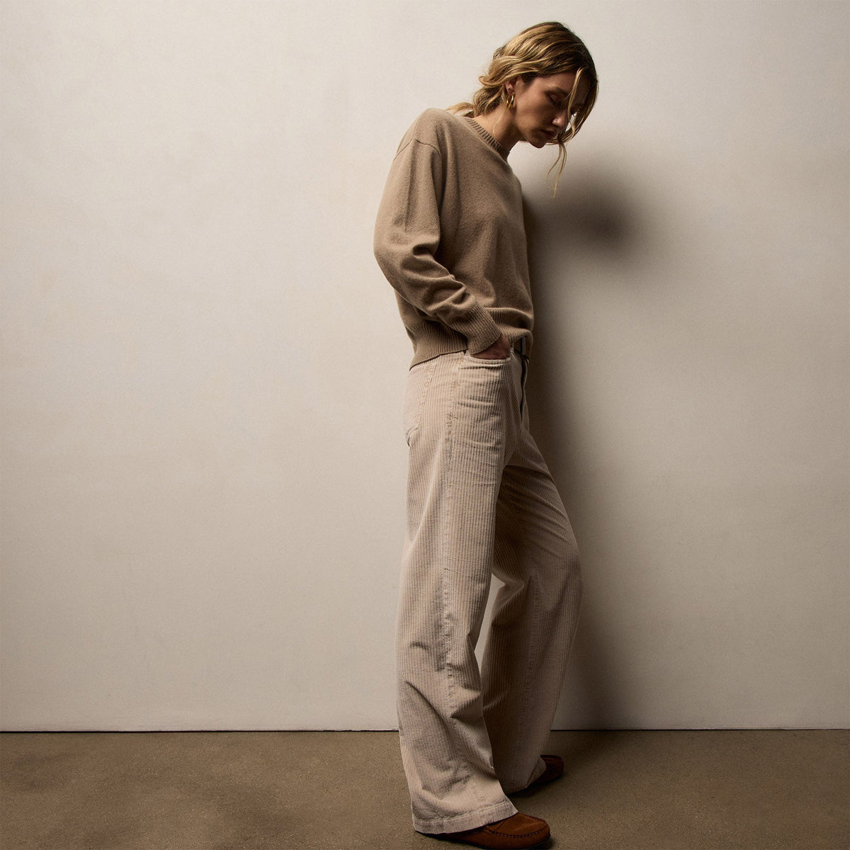 Corduroy Straight Leg Pant in Stone Pigment | James Perse Los Angeles