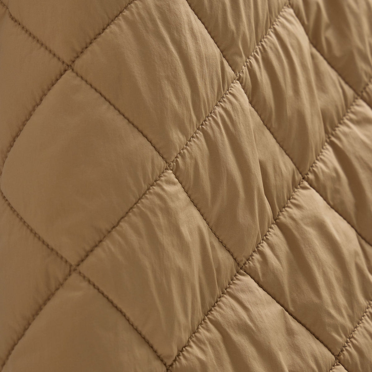 Long Nylon Quilted Coat in Toffee/Ivory | James Perse Los Angeles