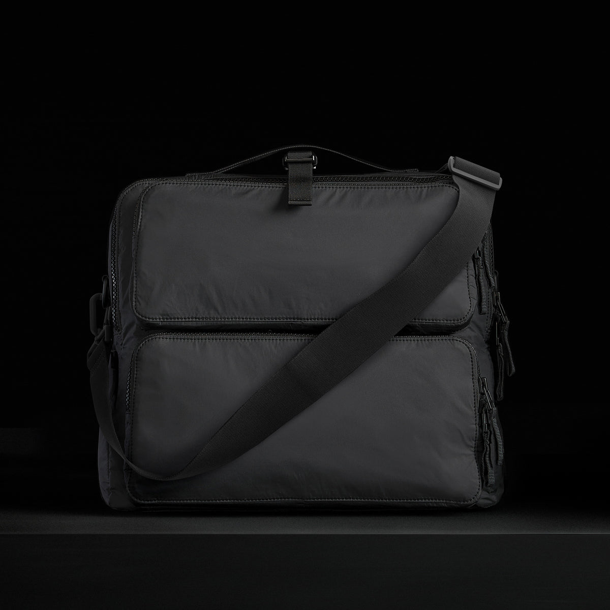 Men's Messenger Bag in Black | James Perse Los Angeles
