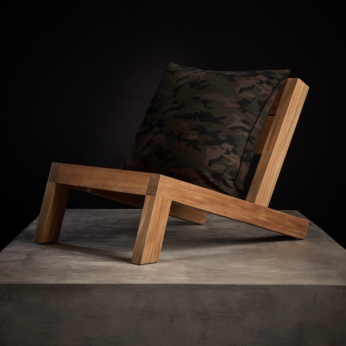 Camo Throw Pillow With Piping - Forest Camo | James Perse Los Angeles
