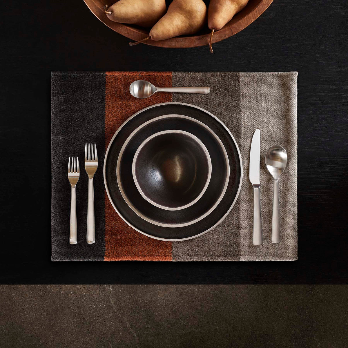 Color Blocked Wool Placemat in Black M/Ochre/Flint | James Perse Los Angeles