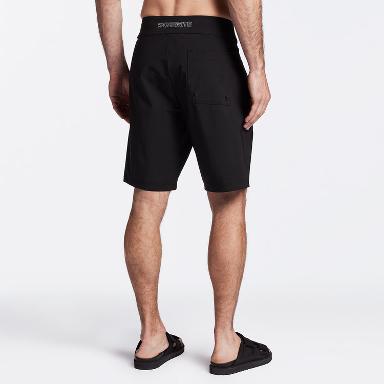 Y/OSEMITE Classic Pocket Boardshort In Black | James Perse Los Angeles