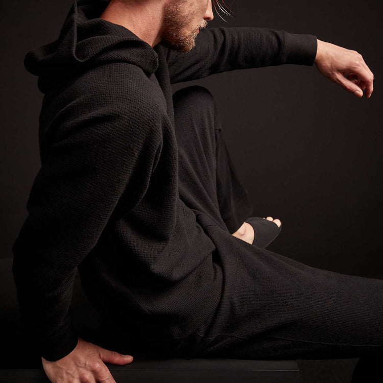Thermal Knit Hooded Raglan - Black | James Perse Los Angeles