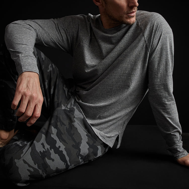 High Twist Recycled Jersey Raglan In Heather Grey | James Perse Los Angeles