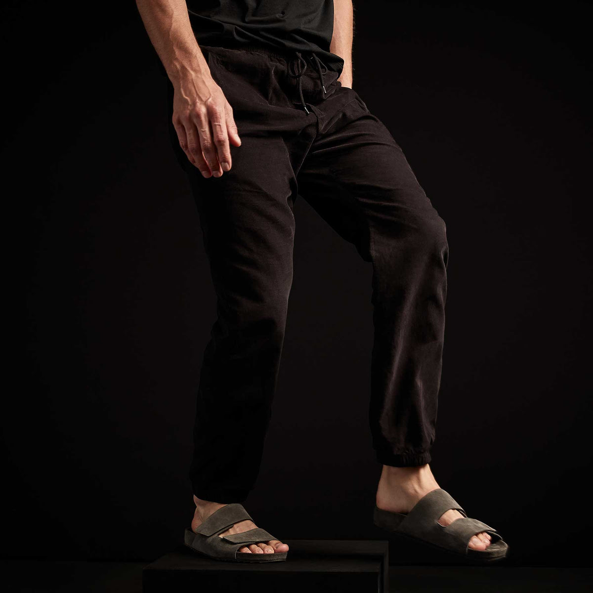 Ultra Fine Cord Pant - Black | James Perse Los Angeles