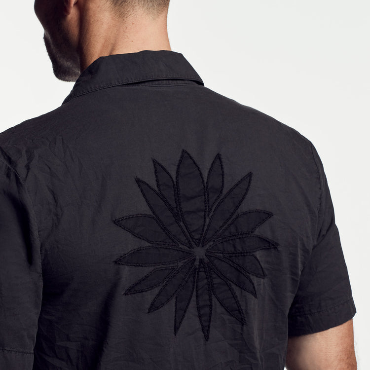 Voile Lotus Embroidered Shirt In Carbon Pigment | James Perse Los Angeles