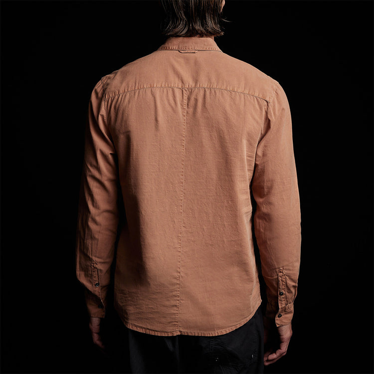 Standard Shirt in Nutmeg Pigment | James Perse Los Angeles