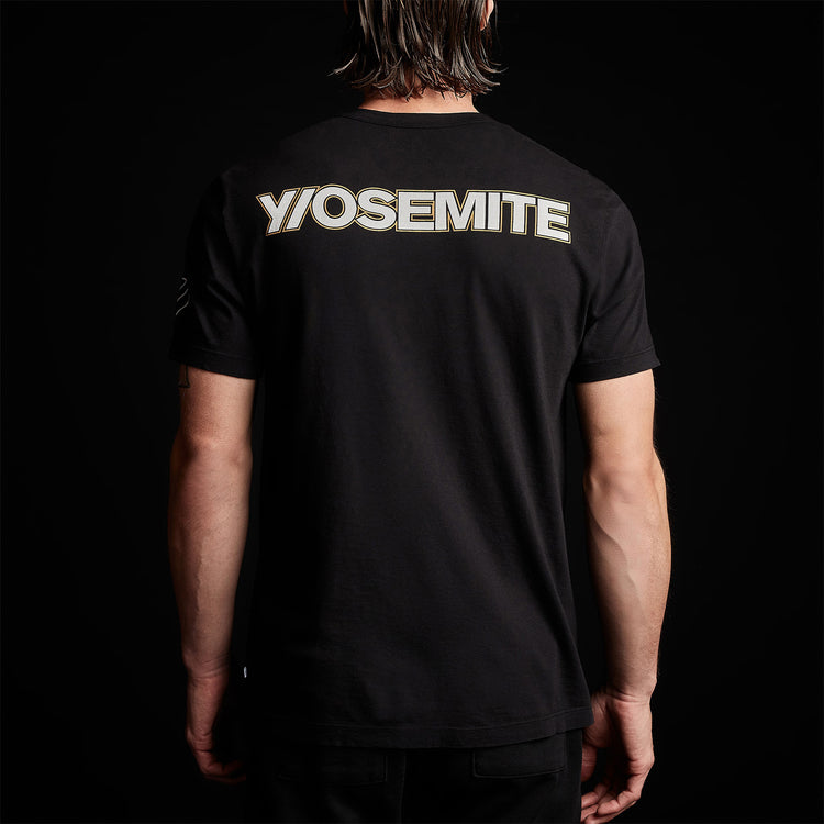 Short Sleeve Pocket Tee in Black | James Perse Los Angeles