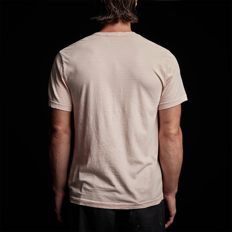 Lightweight Jersey Pocket Tee in Nougat Pigment | James Perse Los Angeles