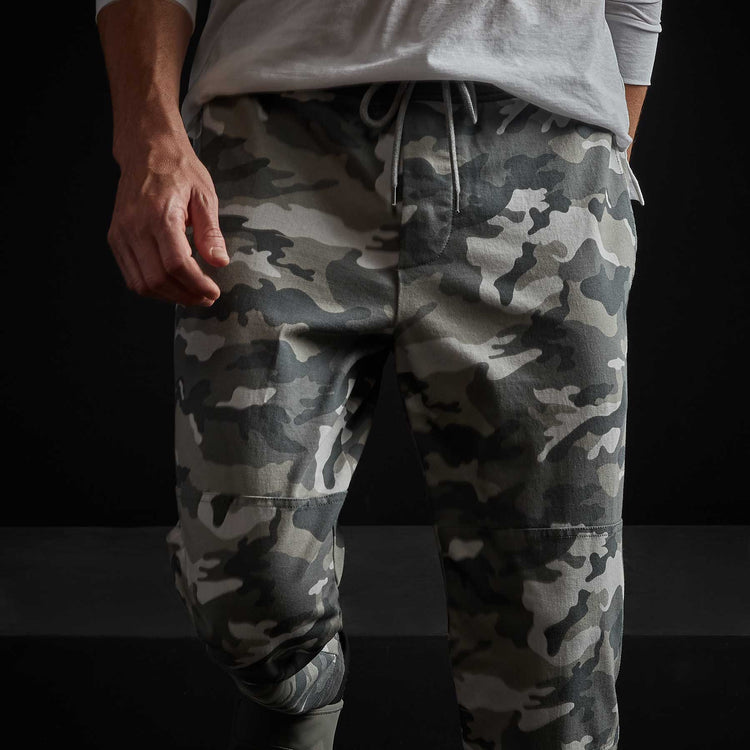 Contrast Camo Jogger in Arctic Camo | James Perse Los Angeles