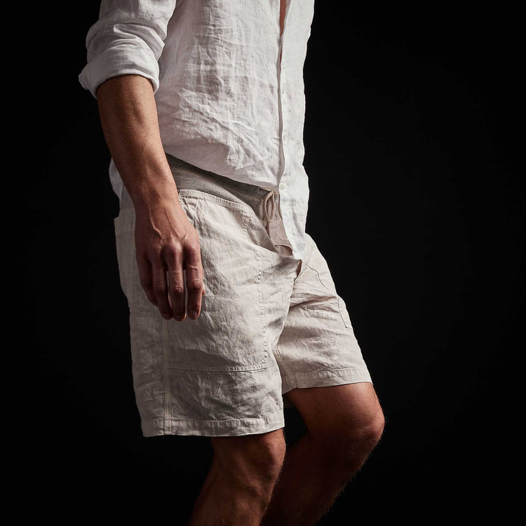 Linen Utility Short in Salt Pigment | James Perse Los Angeles 
