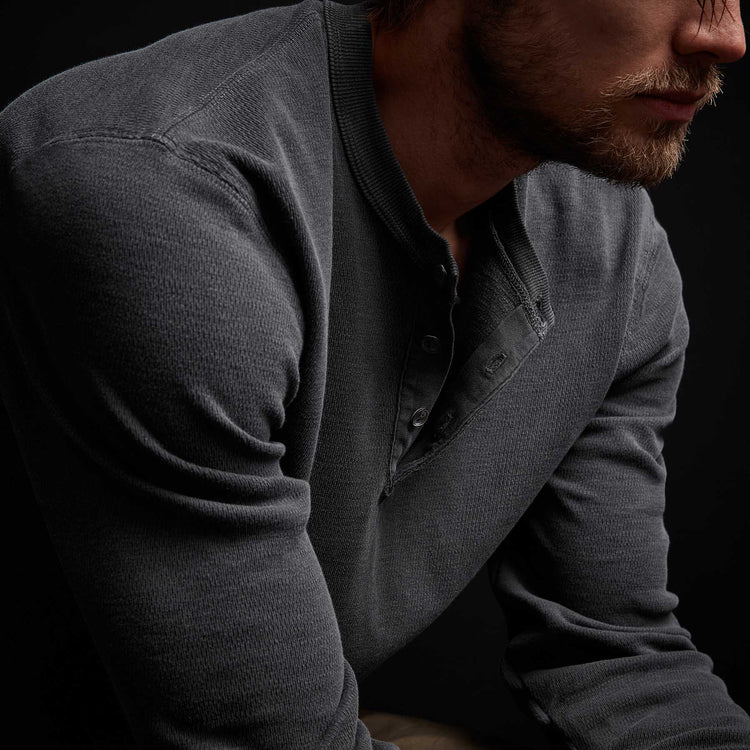 Long Sleeve Thermal Henley - Magma Pigment | James Perse Los Angeles