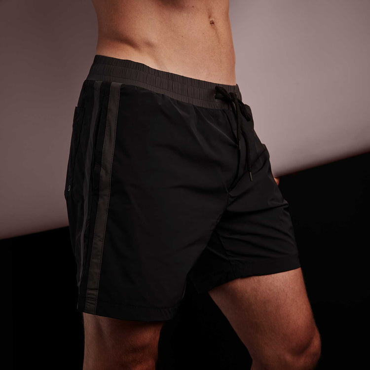 Y/OSEMITE Double Stripe Boardshort  In Black/Carbon | James Perse Los Angeles