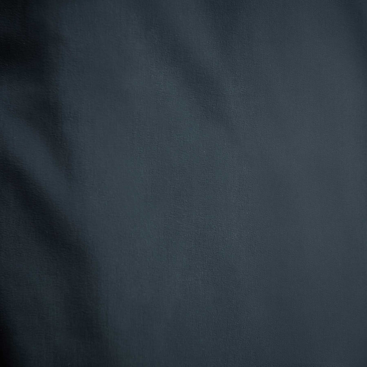 Split Hem Board Short in Laurel | James Perse Los Angeles