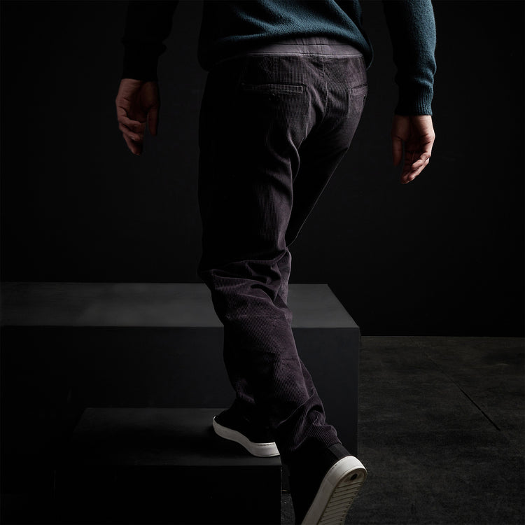 Relaxed Fit Cord Chino in French Navy Pigment | James Perse Los Angeles